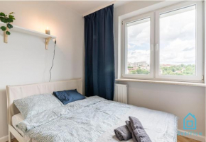 Bigly Room